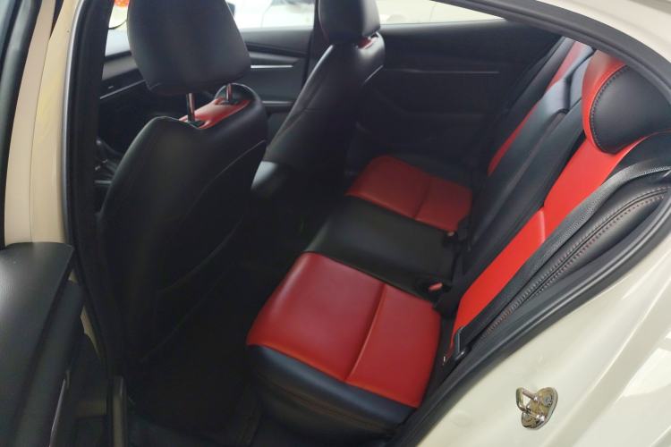 Used Mazda 3 Axela 2020 1.5L Automatic ZhiMei Edition Left Rear Seat