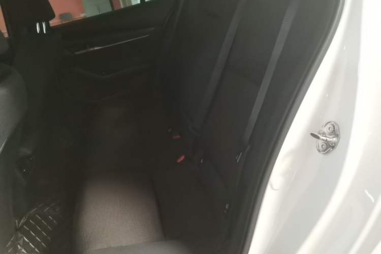 Used Mazda 3 Axela 2020 1.5L Automatic ZhiMei Edition Left Rear Seat
