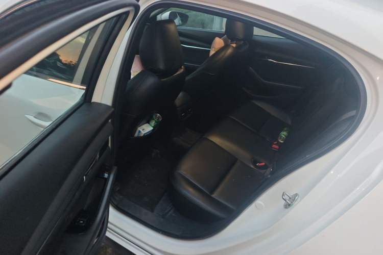Used Mazda 3 Axela 2020 2.0L Automatic ZhiXuan Edition Left Rear Seat