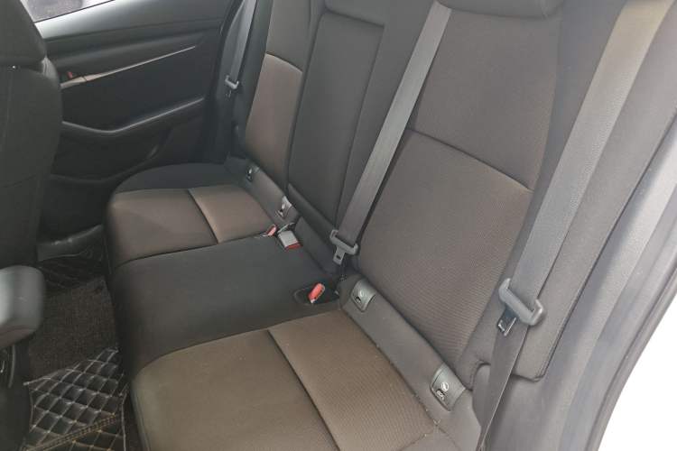 Used Mazda 3 Axela 2020 1.5L Automatic ZhiMei Edition Left Rear Seat