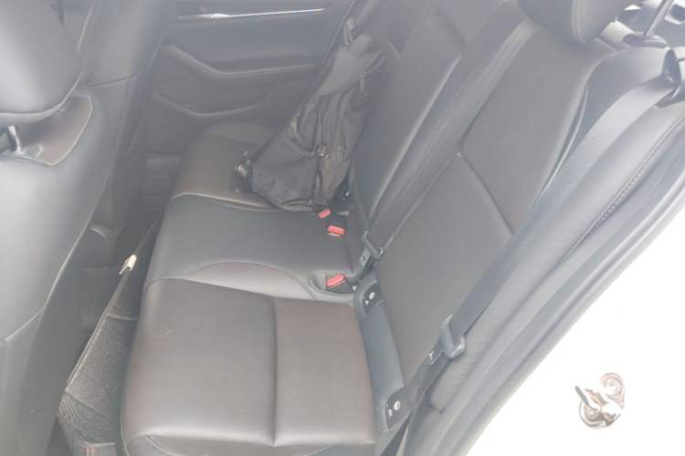 Used Mazda 3 Axela 2020 2.0L Automatic Zhiya Edition Left Rear Seat
