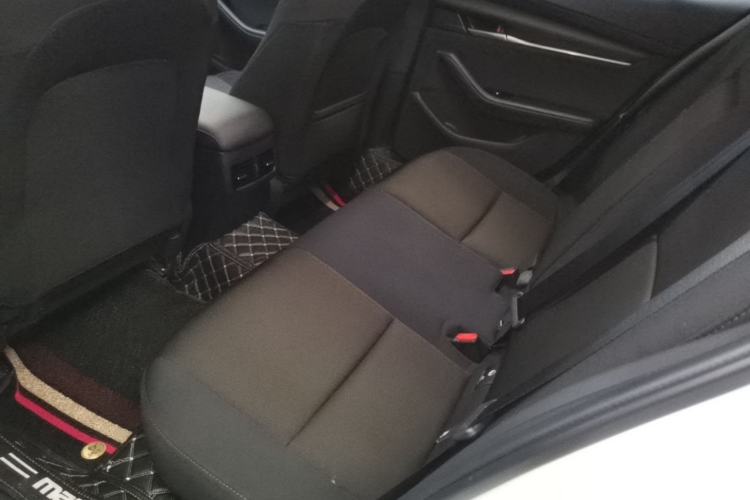 Used Mazda 3 Axela 2020 1.5L Automatic ZhiMei Edition Left Rear Seat