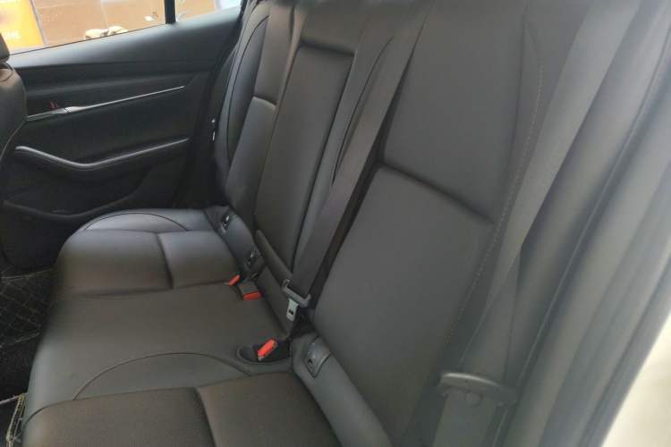 Used Mazda 3 Axela 2020 2.0L Automatic Zhiya Edition Left Rear Seat