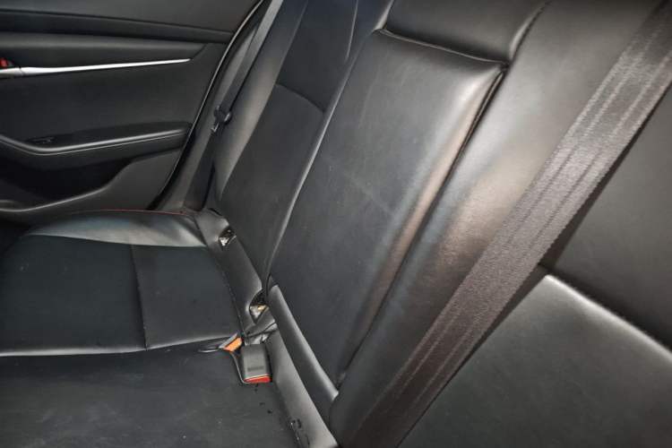 Used Mazda 3 Axela 2020 1.5L Automatic ZhiMei Edition Left Rear Seat