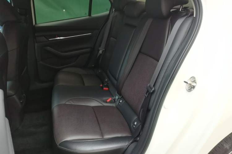 Used Mazda 3 Axela 2020 2.0L Automatic Zhiya Edition Left Rear Seat