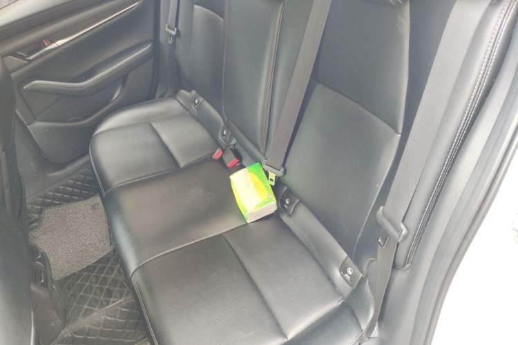 Used Mazda 3 Axela 2020 2.0L Automatic ZhiXuan Edition Left Rear Seat
