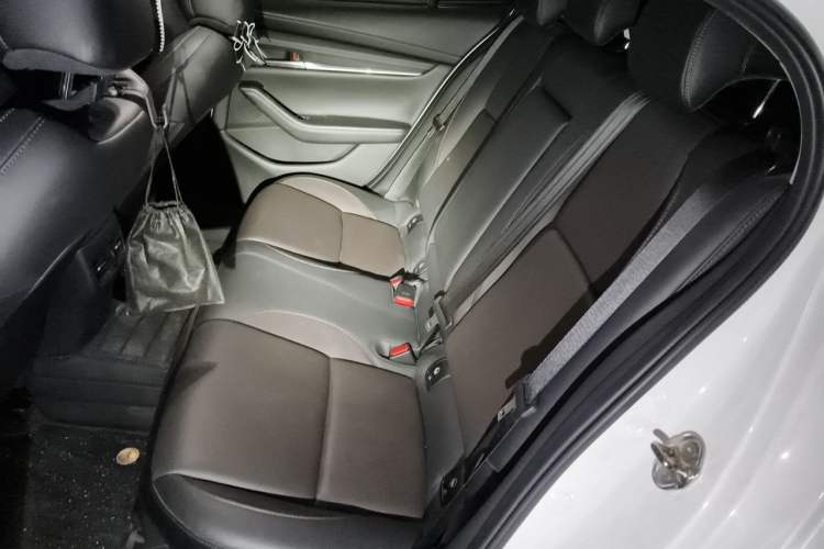 Used Mazda 3 Axela 2020 2.0L Automatic Zhiya Edition Left Rear Seat