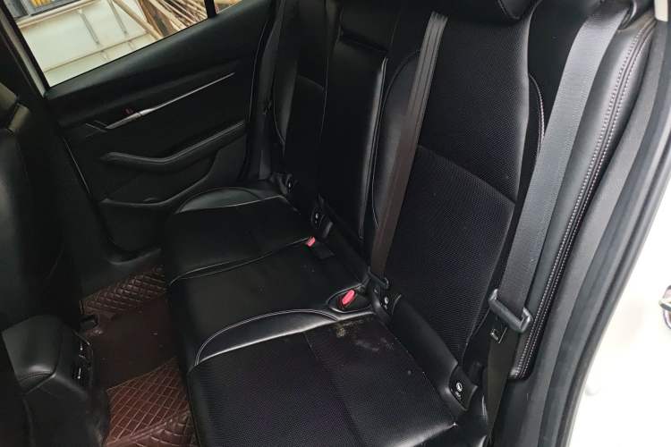 Used Mazda 3 Axela 2020 1.5L Automatic ZhiMei Edition Left Rear Seat