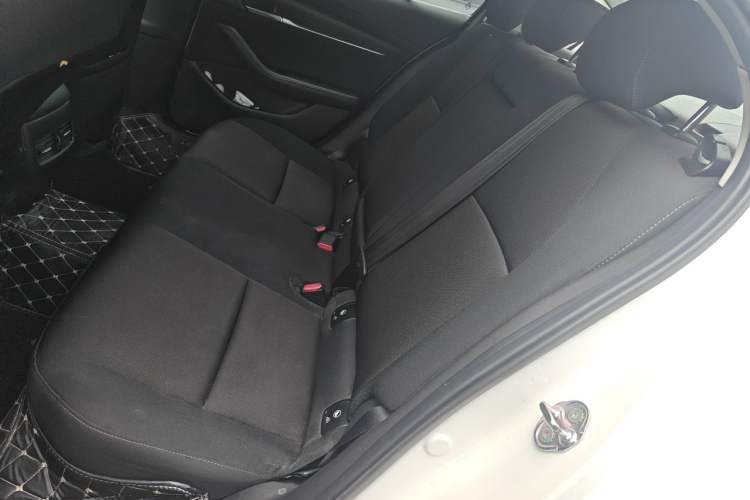 Used Mazda 3 Axela 2020 2.0L Automatic ZhiXuan Edition Left Rear Seat