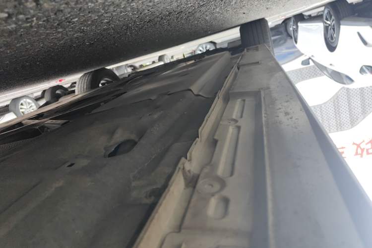 Used Mazda 3 Axela 2020 1.5L Automatic Zhiyue Sunroof Version Left Side Sill