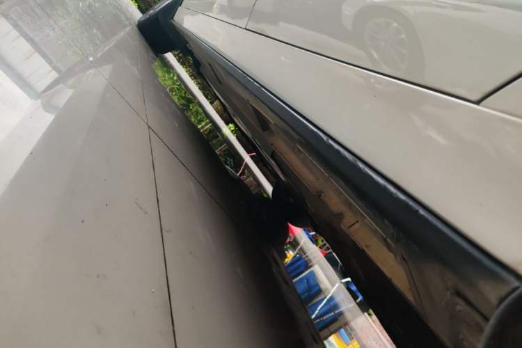 Used Mazda 3 Axela 2020 1.5L Automatic ZhiMei Edition Left Side Sill