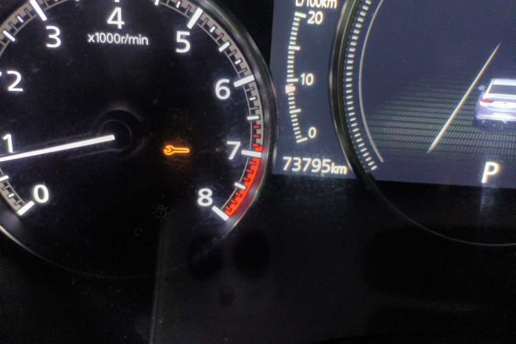 Used Mazda 3 Axela 2020 2.0L Automatic ZhiXuan Edition Odometer Close Up