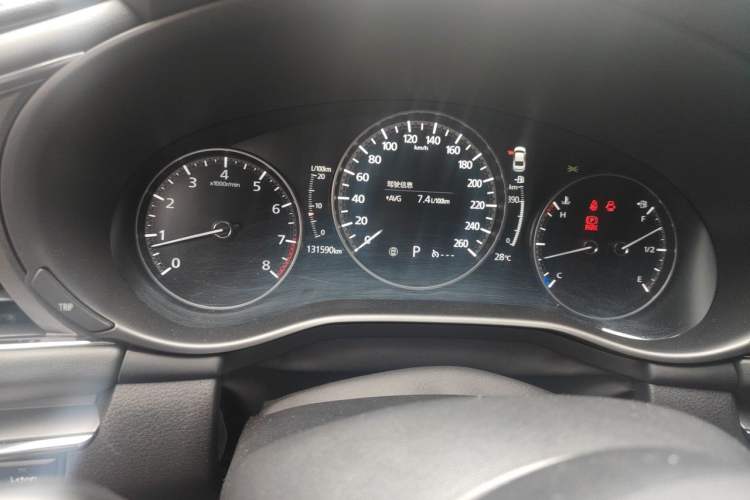 Used Mazda 3 Axela 2020 2.0L Automatic ZhiXuan Edition Odometer Close Up