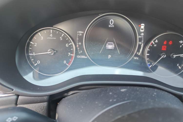 Used Mazda 3 Axela 2020 2.0L Automatic ZhiXuan Edition Odometer Close Up