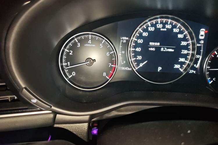 Used Mazda 3 Axela 2020 2.0L Automatic ZhiXuan Edition Odometer Close Up