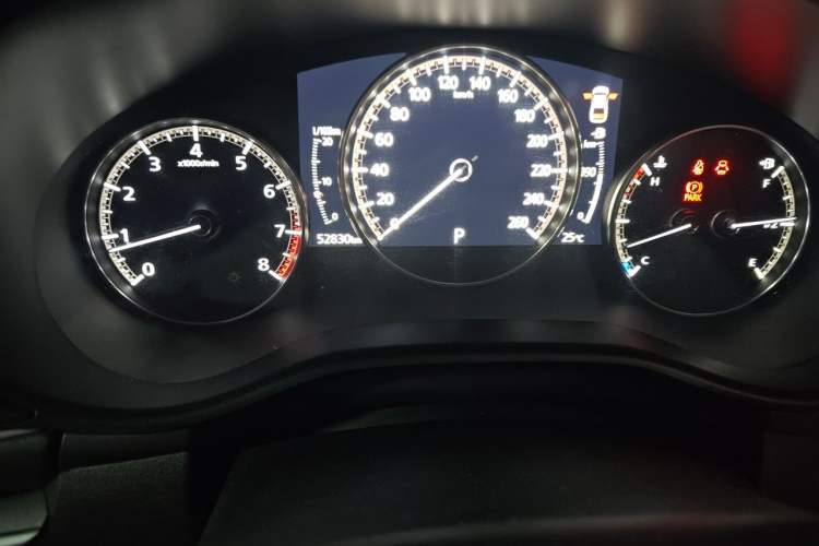 Used Mazda 3 Axela 2020 1.5L Automatic ZhiMei Edition Odometer Close Up