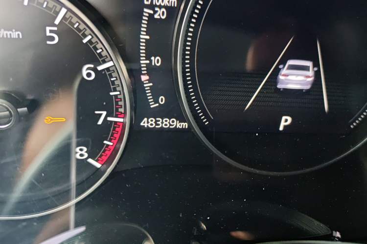 Used Mazda 3 Axela 2020 1.5L Automatic ZhiMei Edition Odometer Close Up