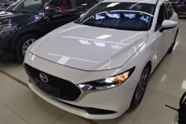 Used Mazda 3 Axela 2020 1.5L Automatic ZhiMei Edition