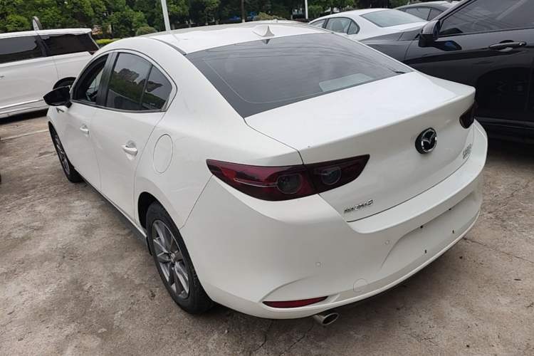 Used Mazda 3 Axela 2020 1.5L Automatic ZhiMei Edition Rear Left 45 Deg