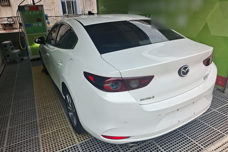 Used Mazda 3 Axela 2020 1.5L Automatic ZhiMei Edition Rear Left 45 Deg