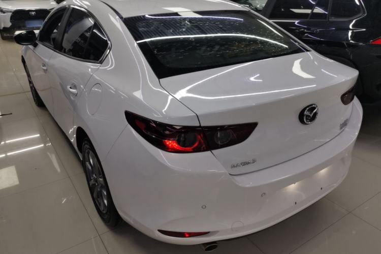 Used Mazda 3 Axela 2020 1.5L Automatic ZhiMei Edition Rear Left 45 Deg
