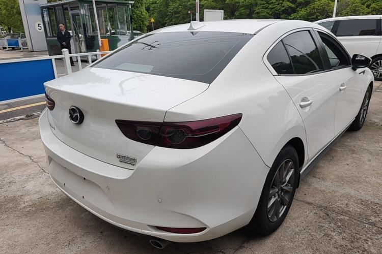 Used Mazda 3 Axela 2020 1.5L Automatic ZhiMei Edition Rear Right 45 Deg