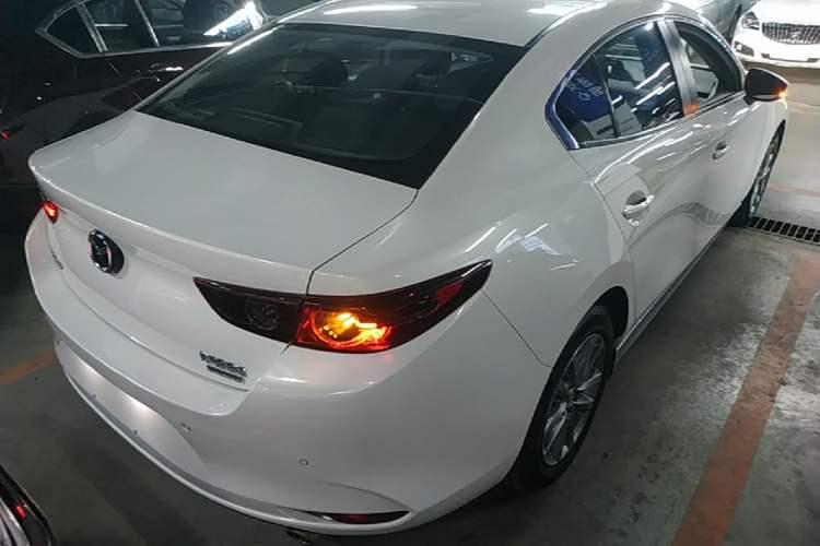 Used Mazda 3 Axela 2020 1.5L Automatic Zhiyue Sunroof Version Rear Right 45 Deg