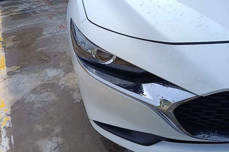 Used Mazda 3 Axela 2020 1.5L Automatic ZhiMei Edition Right Front Headlight