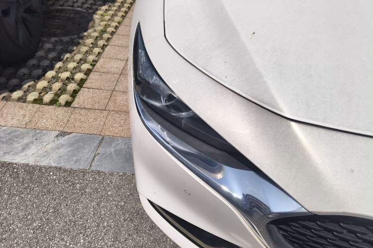 Used Mazda 3 Axela 2020 2.0L Automatic ZhiXuan Edition Right Front Headlight
