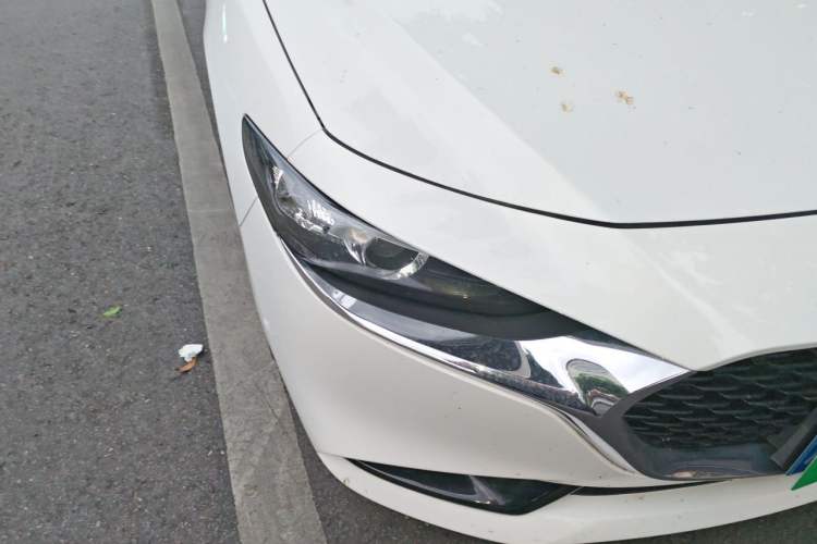 Used Mazda 3 Axela 2020 2.0L Automatic Zhiya Edition Right Front Headlight