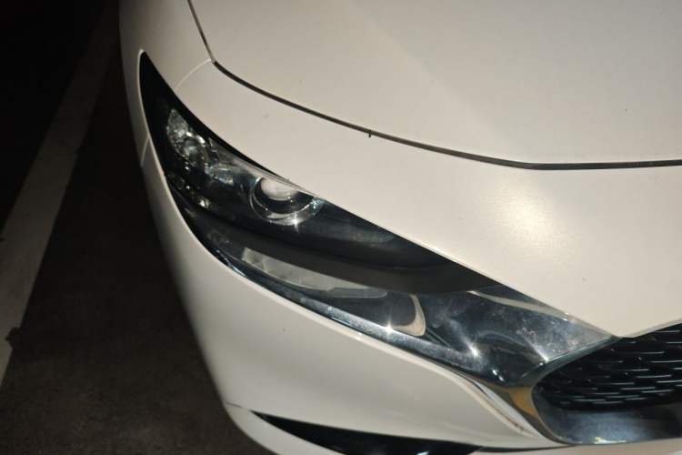 Used Mazda 3 Axela 2020 2.0L Automatic Zhiya Edition Right Front Headlight