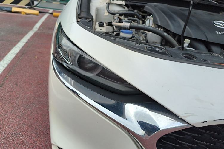 Used Mazda 3 Axela 2020 2.0L Automatic ZhiXuan Edition Right Front Headlight