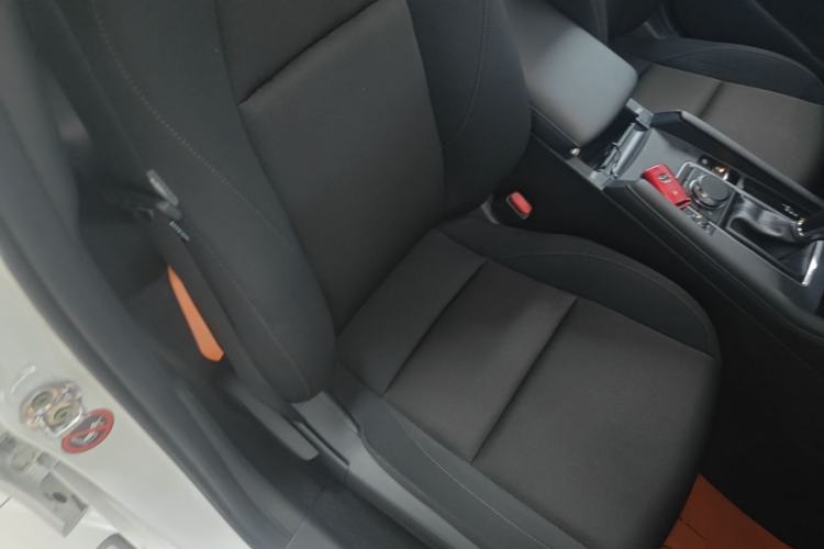 Used Mazda 3 Axela 2020 1.5L Automatic ZhiMei Edition Right Front Seat
