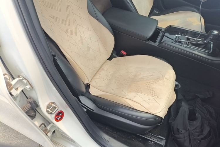 Used Mazda 3 Axela 2020 2.0L Automatic ZhiZun Edition Right Front Seat