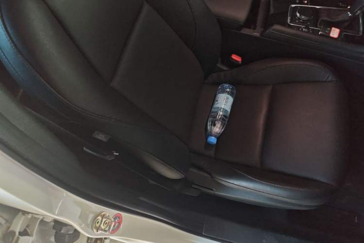 Used Mazda 3 Axela 2020 2.0L Automatic Zhiya Edition Right Front Seat