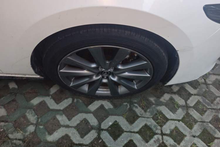 Used Mazda 3 Axela 2020 2.0L Automatic ZhiXuan Edition Right Front Wheel Hub