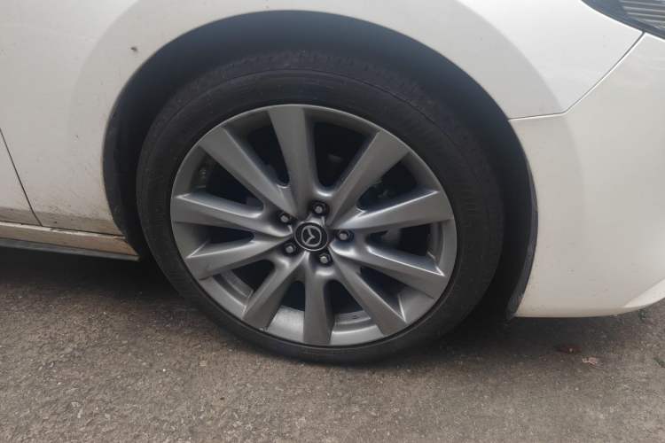 Used Mazda 3 Axela 2020 2.0L Automatic ZhiXuan Edition Right Front Wheel Hub