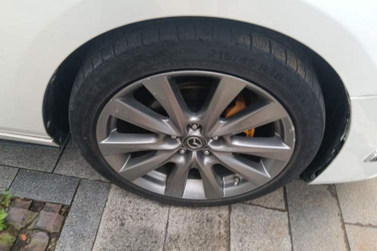 Used Mazda 3 Axela 2020 2.0L Automatic ZhiXuan Edition Right Front Wheel Hub