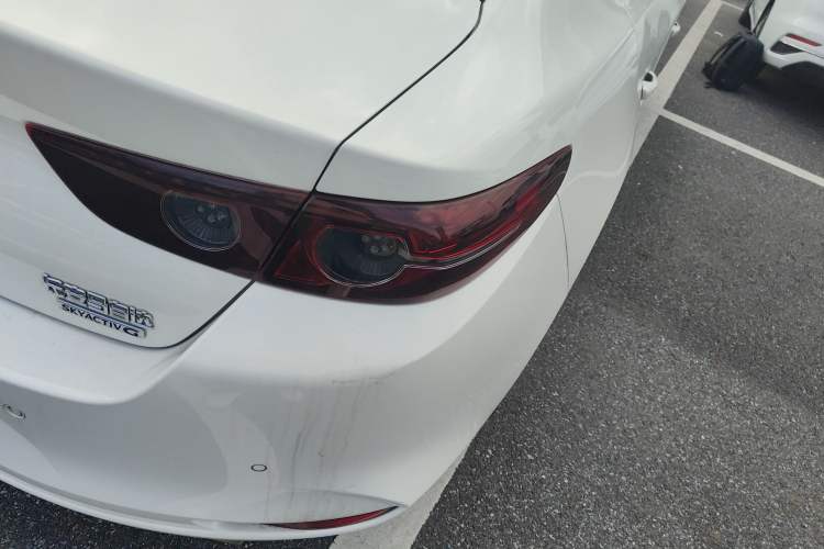 Used Mazda 3 Axela 2020 1.5L Automatic Zhiyue Sunroof Version Right Rear Taillight