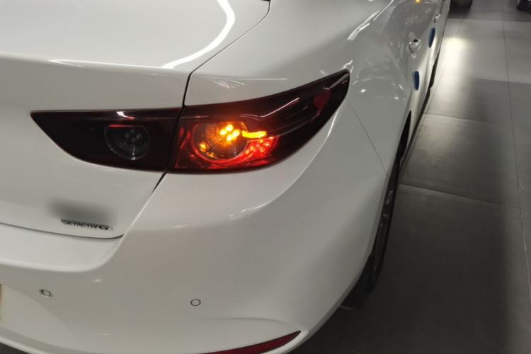 Used Mazda 3 Axela 2020 1.5L Automatic Zhiyue Sunroof Version Right Rear Taillight