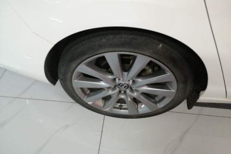 Used Mazda 3 Axela 2020 2.0L Automatic ZhiXuan Edition Right Rear Wheel Hub