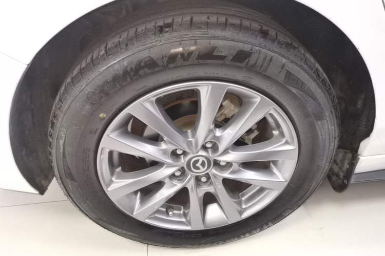 Used Mazda 3 Axela 2020 1.5L Automatic ZhiMei Edition Right Rear Wheel Hub