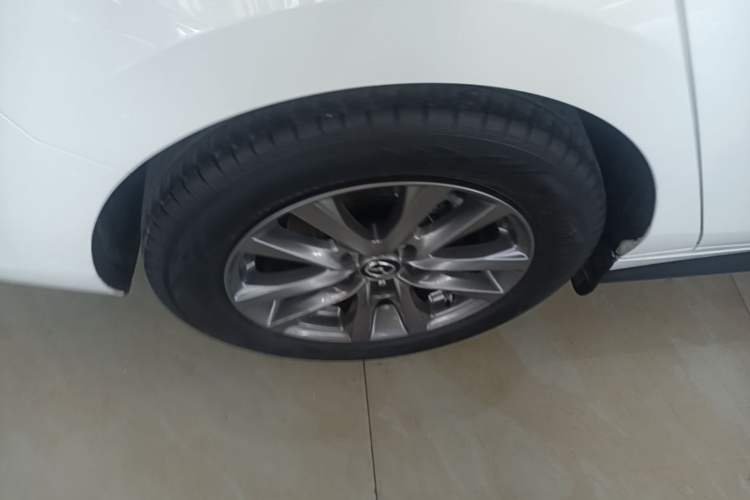 Used Mazda 3 Axela 2020 1.5L Automatic ZhiMei Edition Right Rear Wheel Hub