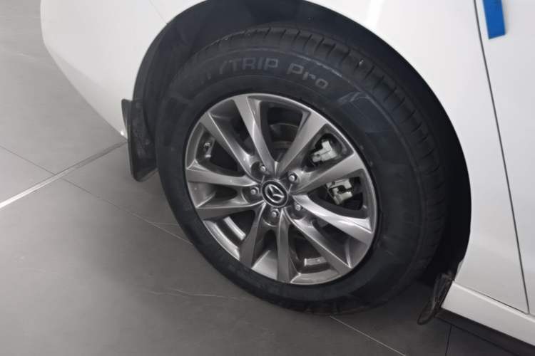 Used Mazda 3 Axela 2020 1.5L Automatic Zhiyue Sunroof Version Right Rear Wheel Hub
