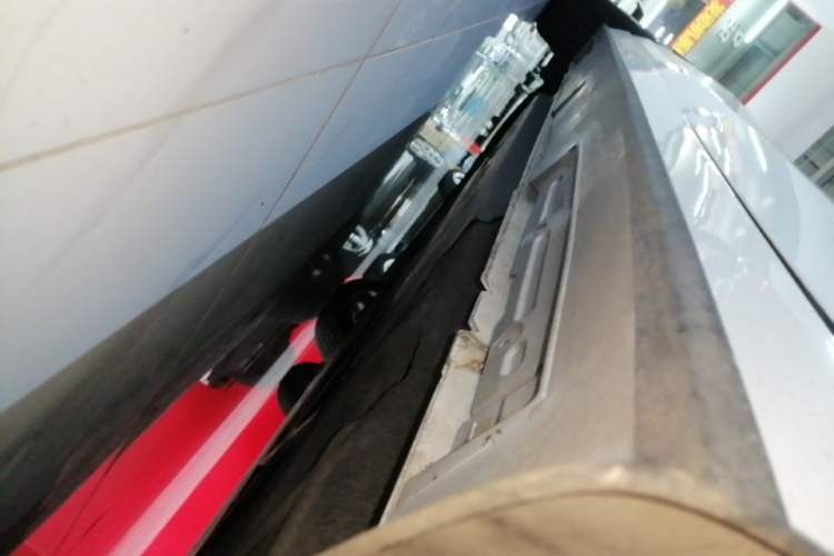 Used Mazda 3 Axela 2020 2.0L Automatic ZhiXuan Edition Right Side Sill