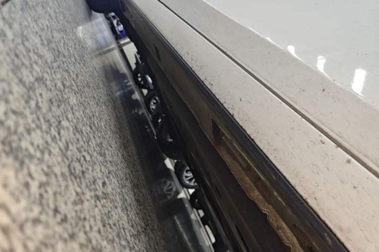 Used Mazda 3 Axela 2020 2.0L Automatic Zhiya Edition Right Side Sill