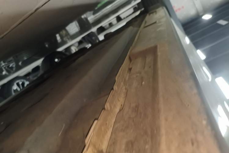 Used Mazda 3 Axela 2020 2.0L Automatic Zhiya Edition Right Side Sill