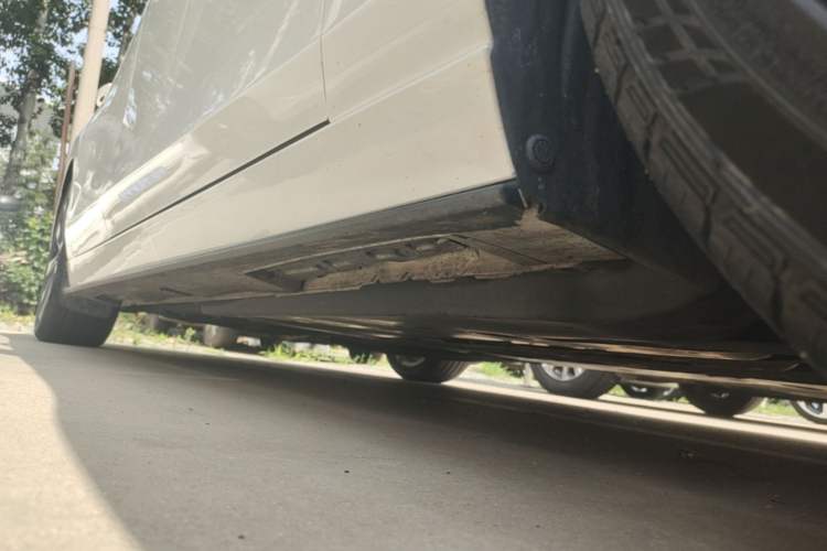 Used Mazda 3 Axela 2020 2.0L Automatic Zhiya Edition Right Side Sill