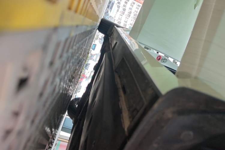 Used Mazda 3 Axela 2020 1.5L Automatic ZhiMei Edition Right Side Sill
