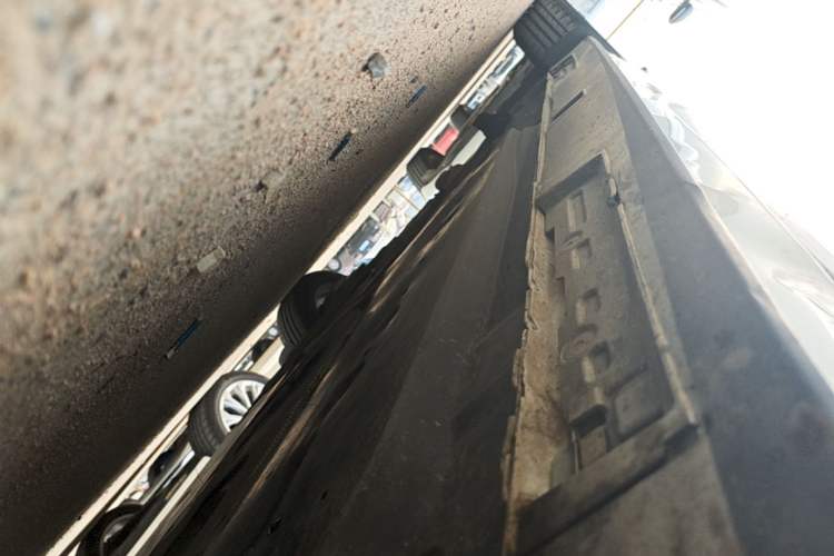 Used Mazda 3 Axela 2020 1.5L Automatic ZhiMei Edition Right Side Sill